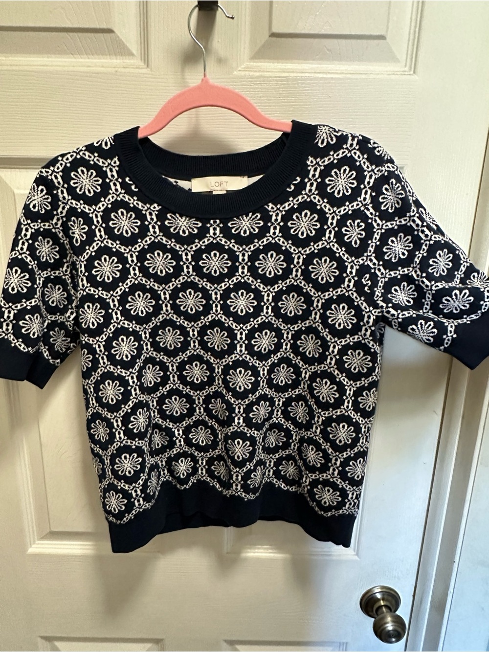 LOFT Navy and White Patterned Knit Top